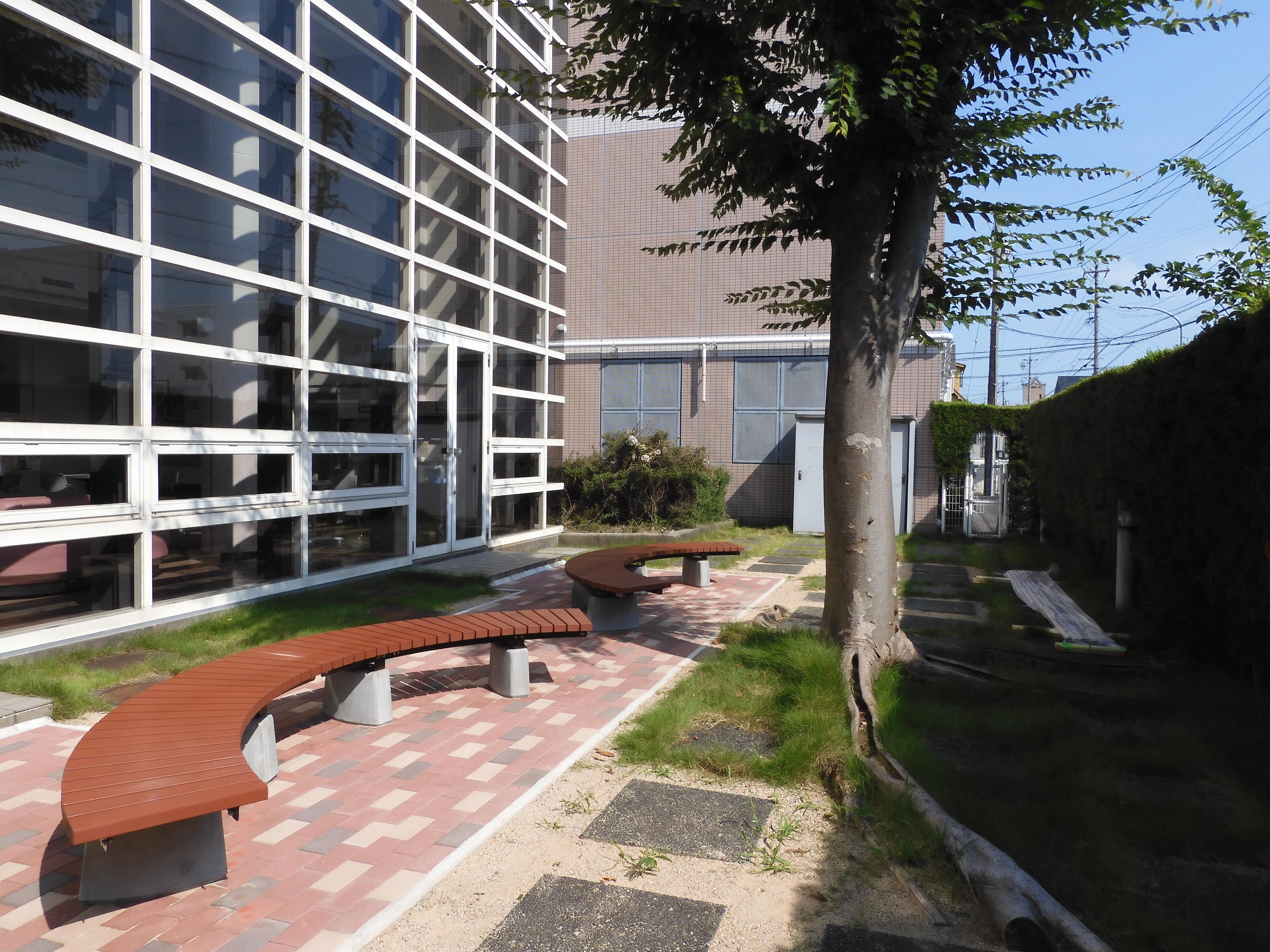 D-中庭.JPG